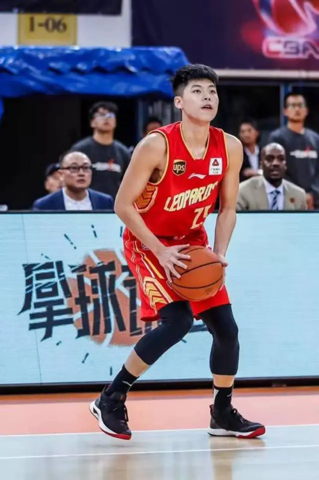 如何帮助青少年球员处理比赛中的情绪问题_2